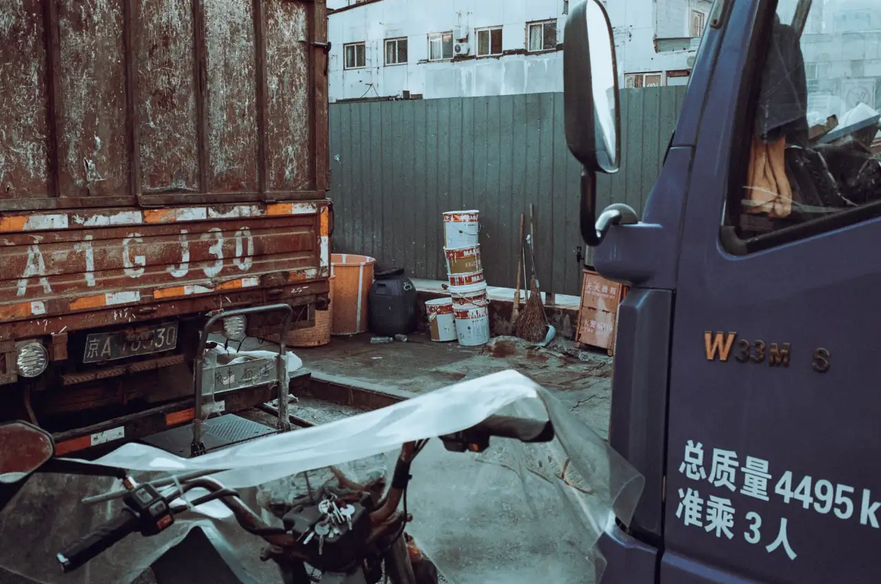 洗衣液与柔顺剂配方技术升级对日常清洁效率的影响
